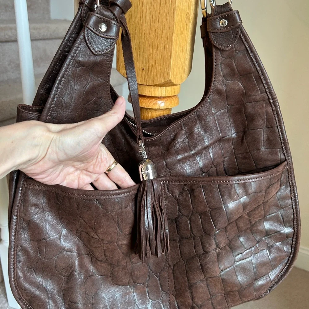 Arcadia Brown Genuine Leather Shoulder Bag - Picture 11 of 15